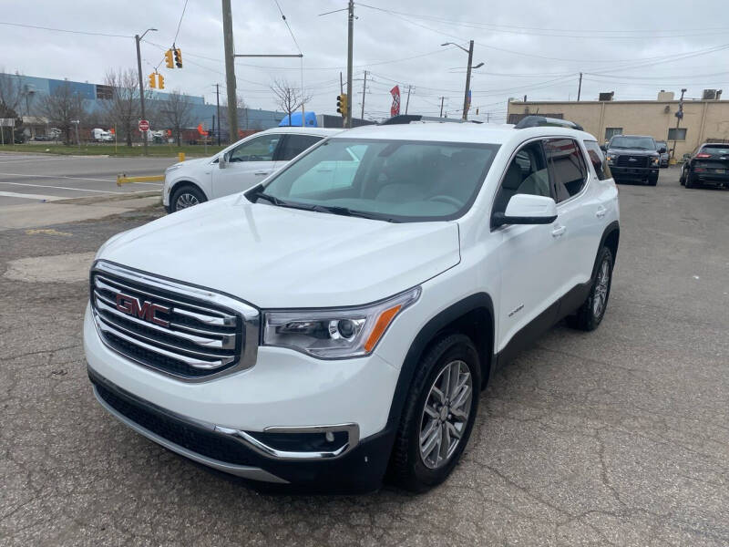 2017 GMC Acadia SLE-2