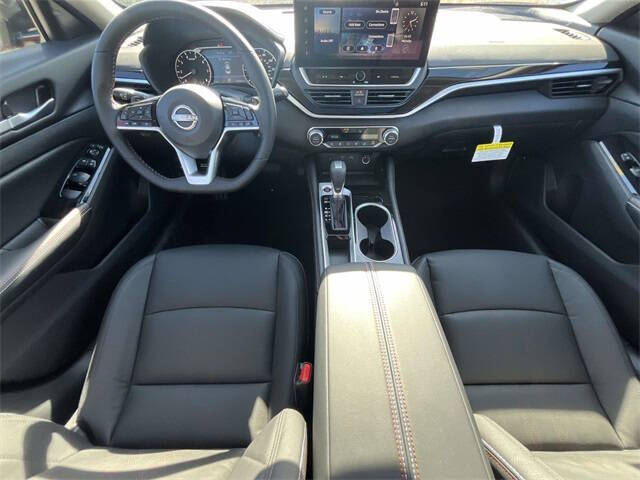 2025 Nissan Altima 2.5 SR