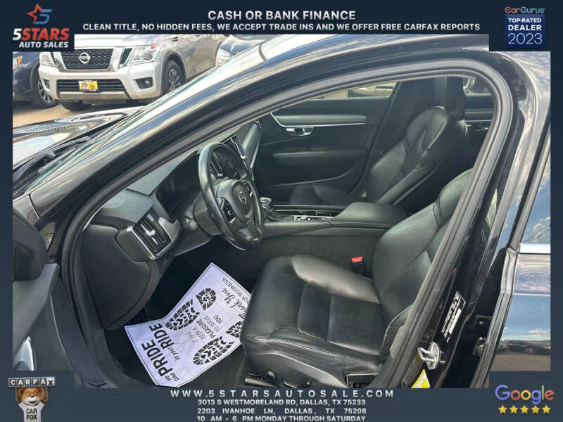 2017 Volvo S90 T6 Momentum