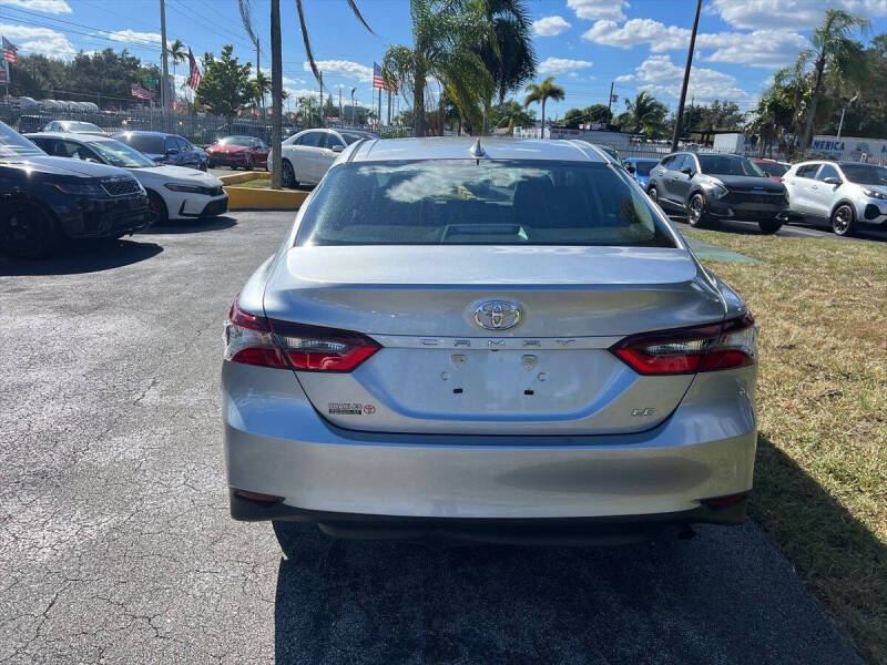 2022 Toyota Camry LE