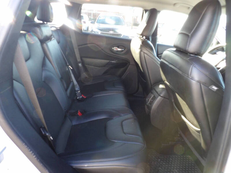 2019 Jeep Cherokee Altitude