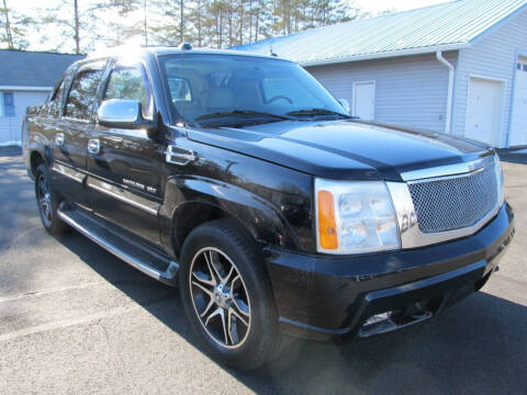 2004 Cadillac Escalade EXT for sale at Scott's Auto Wholesale LLC in Locust Grove VA