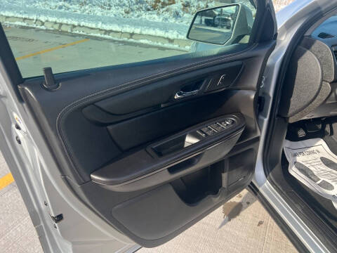 2016 Chevrolet Traverse LT