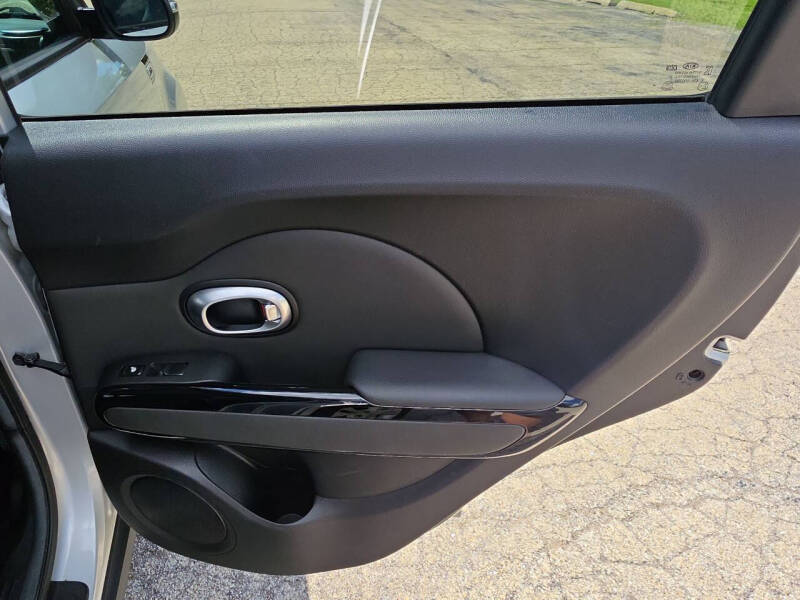 2016 Kia Soul !