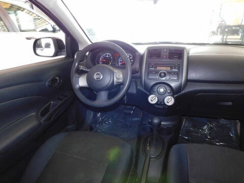 2012 Nissan Versa 1.6 SV