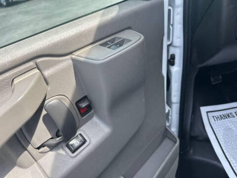 2021 GMC Savana 2500