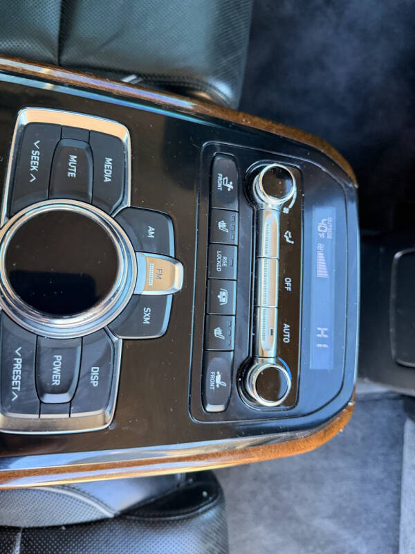 2017 Genesis G90 3.3T Premium