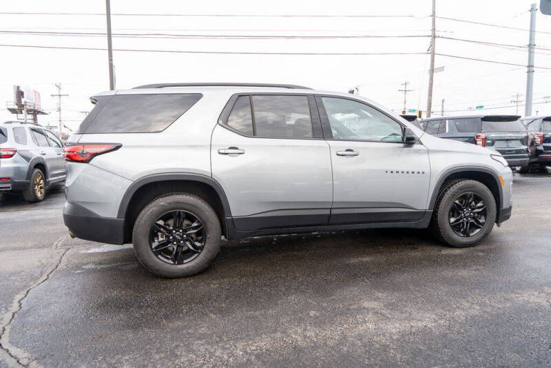 2023 Chevrolet Traverse LS