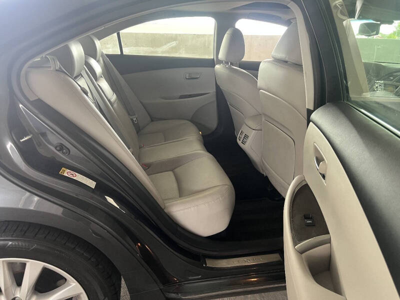 2011 Lexus ES 350