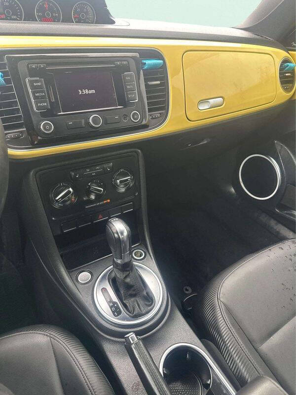 2013 Volkswagen Beetle Convertible