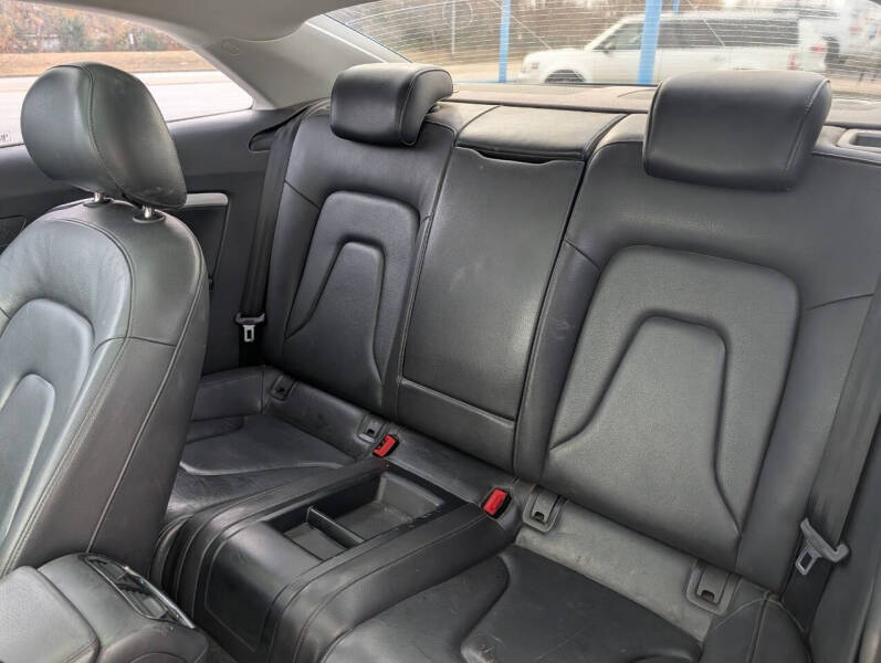 2011 Audi A5 2.0T quattro Premium Plus