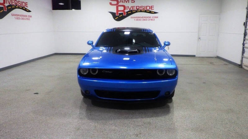 2015 Dodge Challenger R/T Shaker