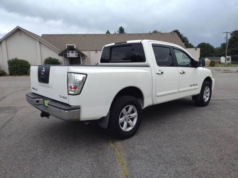 2011 Nissan Titan