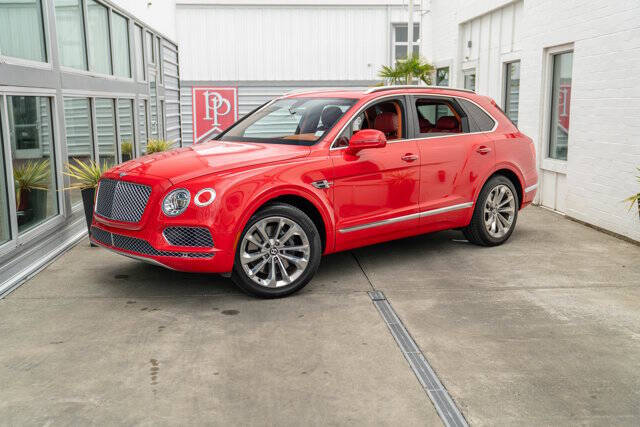 2017 Bentley Bentayga 2