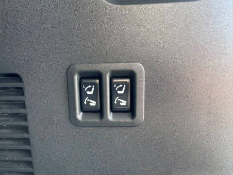 2015 Nissan Armada Platinum