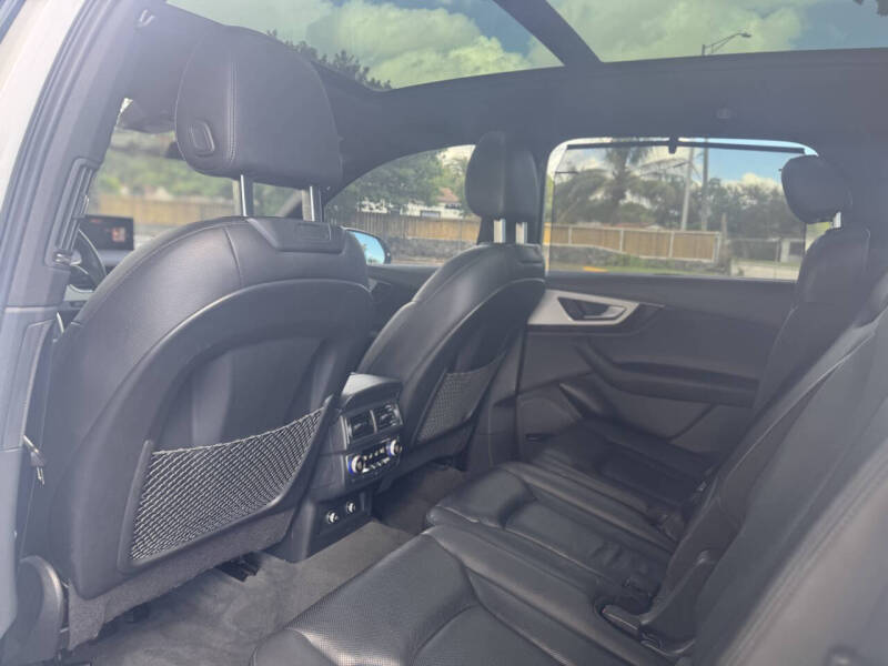 2018 Audi Q7 2.0T quattro Premium Plus