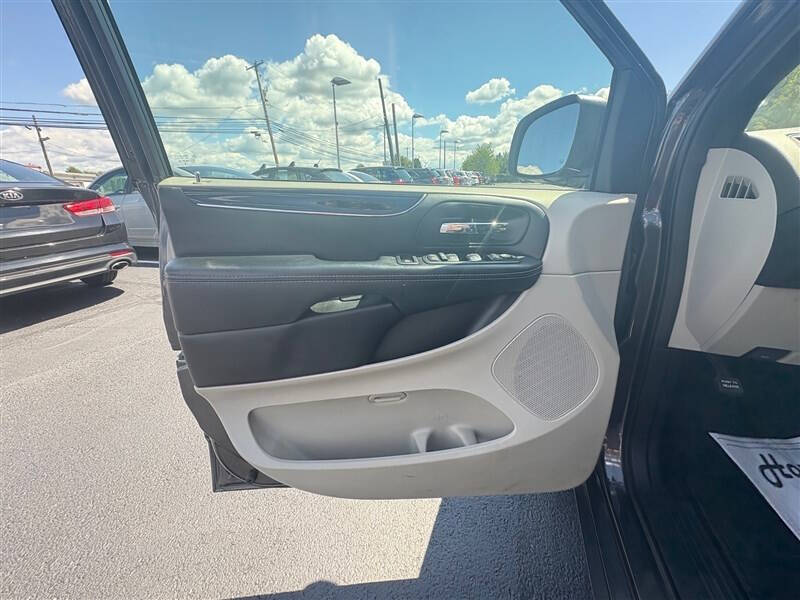 2016 Dodge Grand Caravan SXT