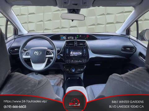 2017 Toyota Prius Two