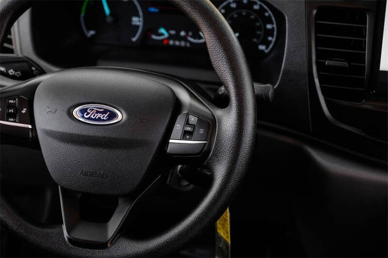 2022 Ford E-Transit 350