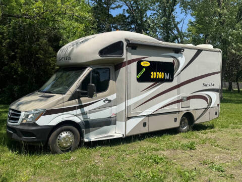 2016 Thor Motor Coach Siesta SA