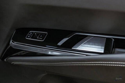 2025 Cadillac Escalade-V