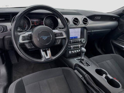 2020 Ford Mustang EcoBoost