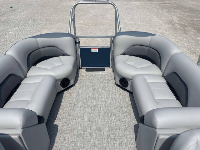 2025 Landau 23 Island Breeze Cruise for sale at Truman Lake Marine in Warsaw, MO