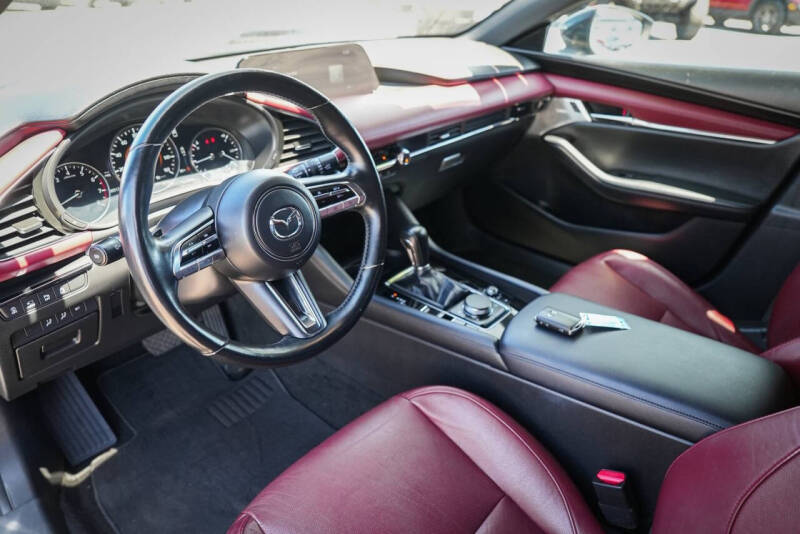 2022 Mazda Mazda3 Hatchback Premium Plus