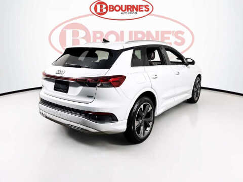 2022 Audi Q4 e-tron quattro Premium 50