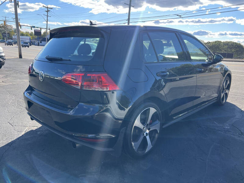2016 Volkswagen Golf GTI SE