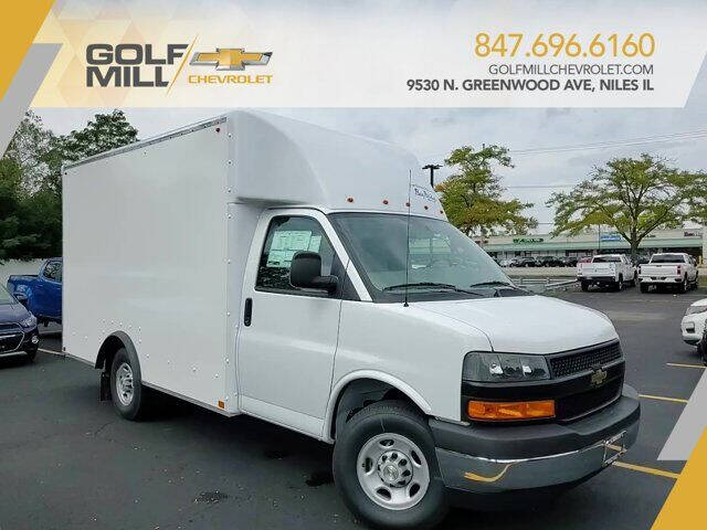 2022 Chevrolet Express Cutaway