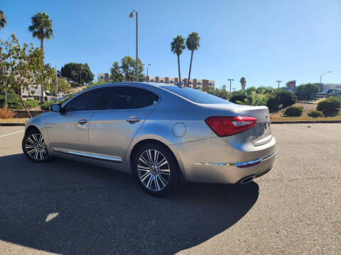2014 Kia Cadenza Premium