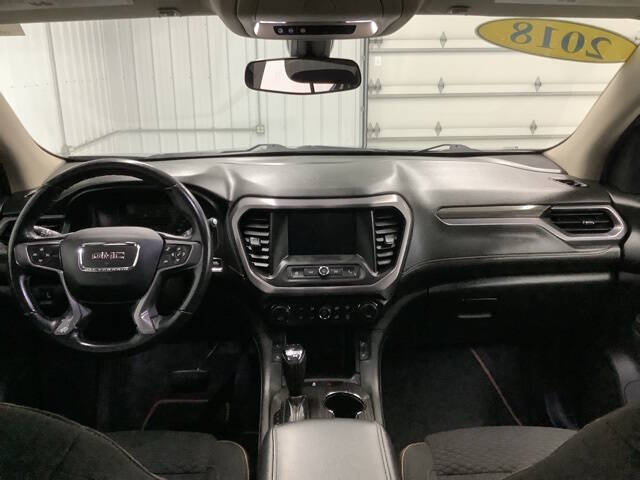2018 GMC Acadia SLE-2