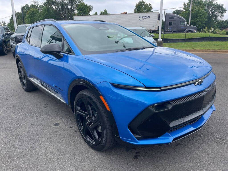 2025 Chevrolet Equinox EV RS