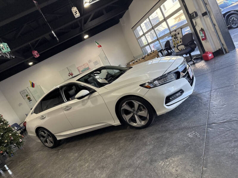 2018 Honda Accord Touring