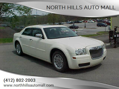 2005 Chrysler 300 for sale at North Hills Auto Mall in Pittsburgh PA