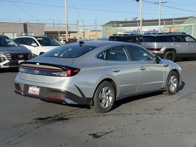 2025 Hyundai Sonata SE