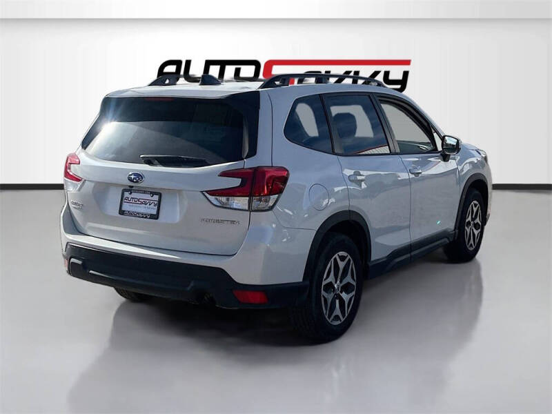 2024 Subaru Forester Premium