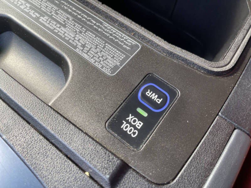 2018 Lexus LX 570 Three-Row