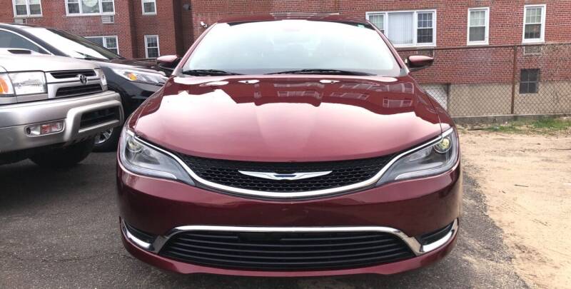 2015 Chrysler 200 for sale at OFIER AUTO SALES in Freeport NY