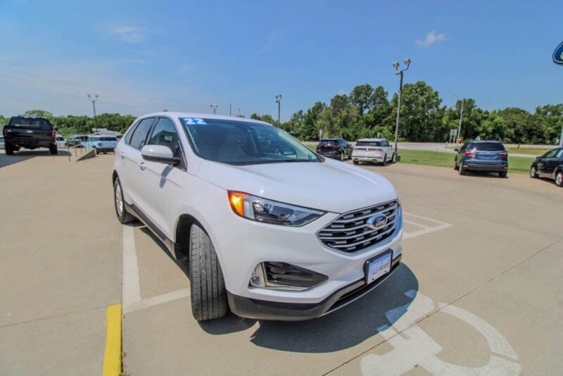 2022 Ford Edge SEL