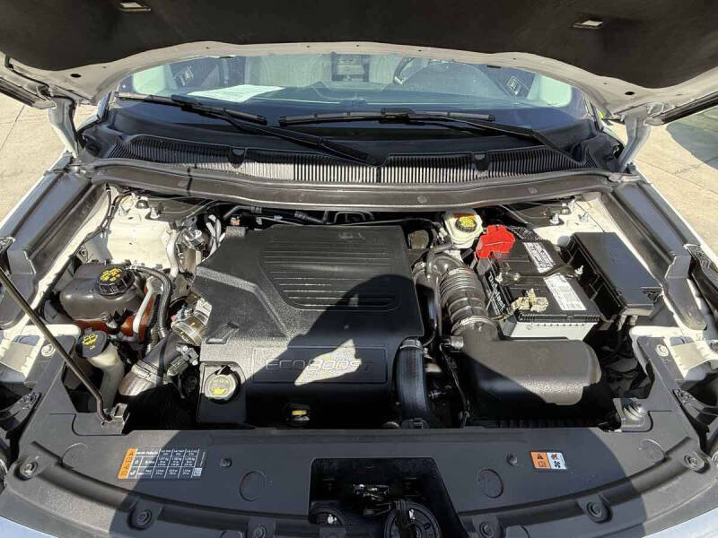 2017 Ford Explorer Platinum