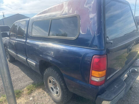 2000 Chevrolet Silverado 1500 LS