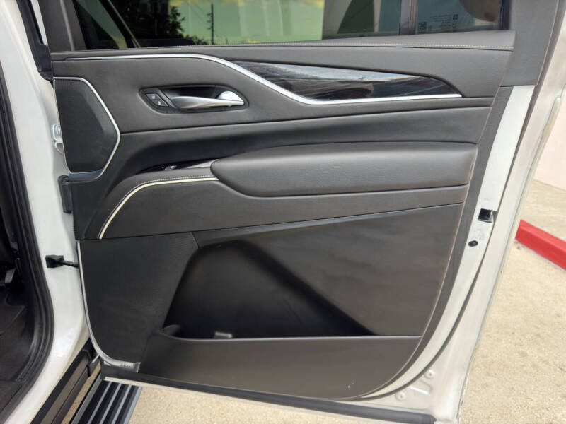 2021 Cadillac Escalade ESV Sport