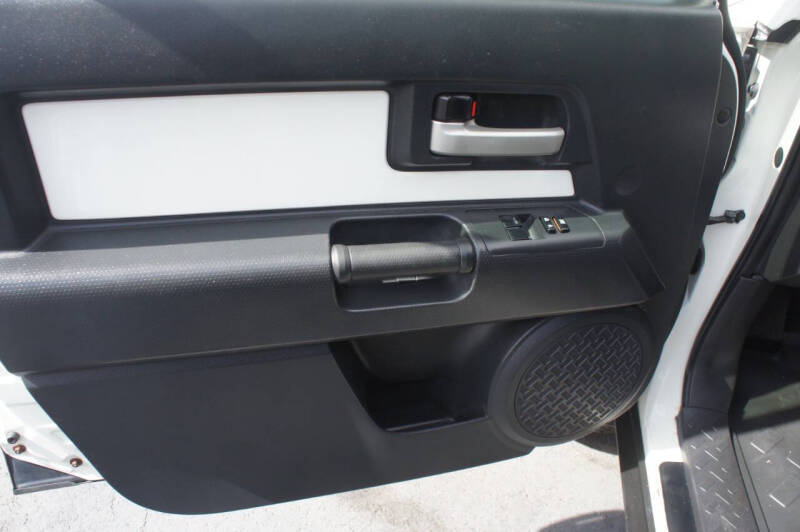 2012 Toyota FJ Cruiser