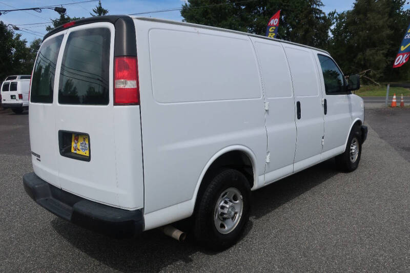 2016 Chevrolet Express 2500