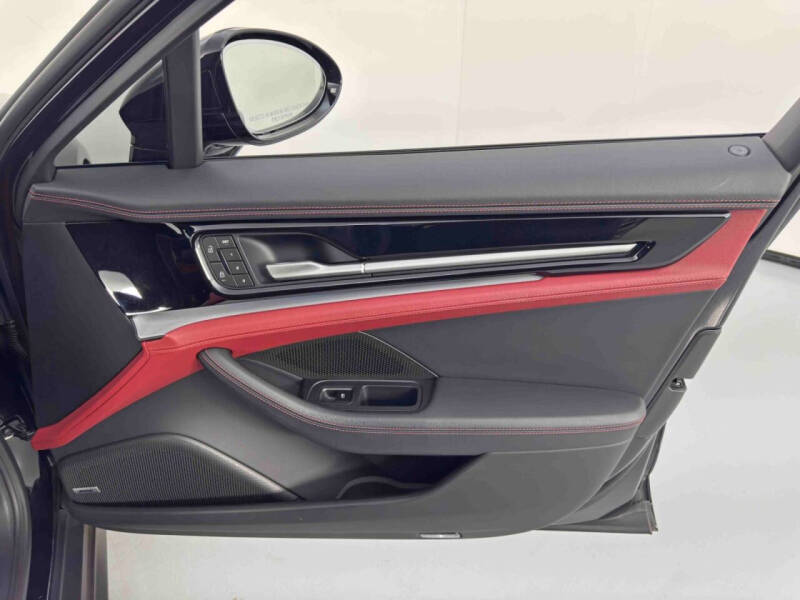 2024 Porsche Panamera