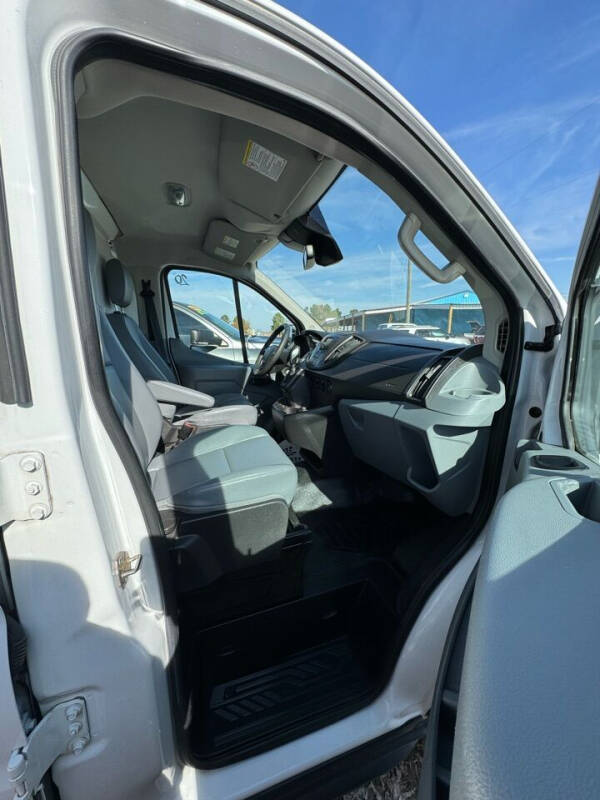 2016 Ford Transit Base photo 11