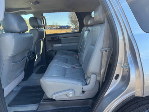 2010 Toyota Sequoia SR5