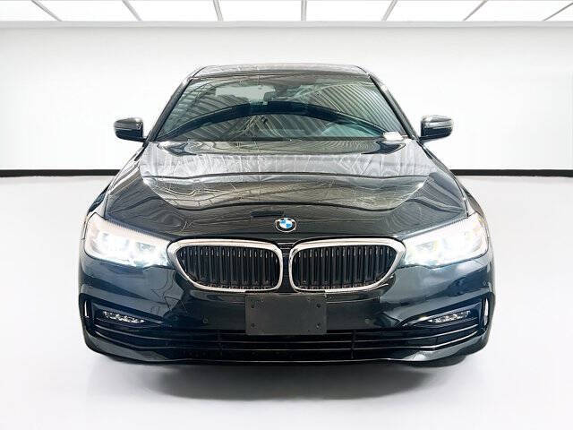 2018 BMW 5 Series 540i